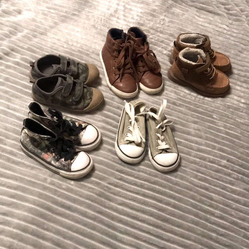 Bundle of size 8 and 9 toddler boy shoes